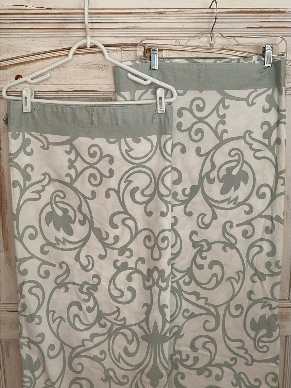 2 Mind On Design 100% Cotton Shower Curtains
